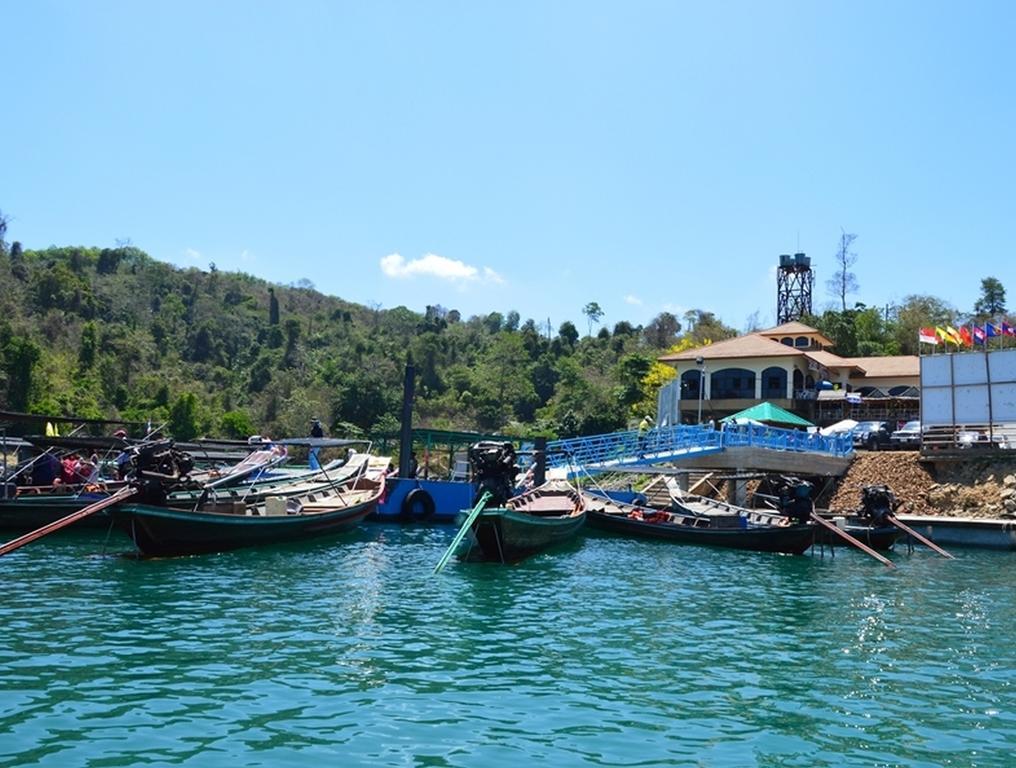 Suratthani Airport Campsite Surat Thani Exterior foto